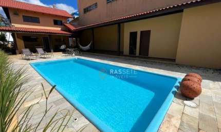 CASA DE ALTO PADRÃO AVERBADA NO CENTRO DE NAVEGANTES - SC