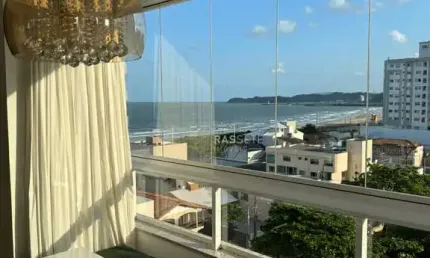 APARTAMENTO NO RESIDENCIAL ILHA DE PATMOS COM UMA LINDA VISTA PARA O MAR