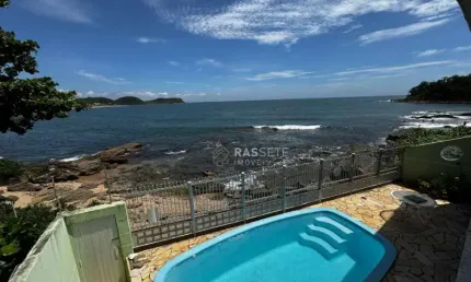Casa com 3 quartos à venda na São Roque, 501, Armação, Penha