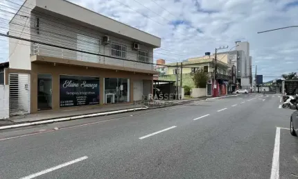 Sala comercial à venda na Avenida Prefeito José Juvenal Mafra, 42, Centro, Navegantes