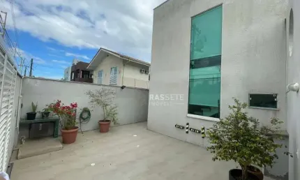Casa com 3 quartos à venda na Rua Padre Agostinho Rombadi, 48, Centro, Navegantes