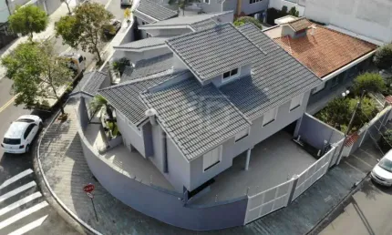 Linda Casa no Parque Espacial - 400 m² terreno - 280 m² área útil