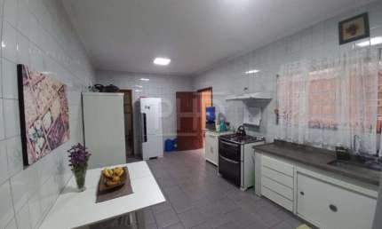 Casa com 4 quartos à venda no Taboão, São Bernardo do Campo 