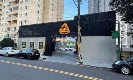 terreno no centro - muito bem localizado - com estacionamento, lava rápido , loja de conveniência