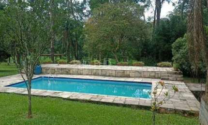 Chacara com piscina ,churrasqueira e campo !! Imperdivel