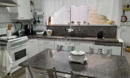 Sobrado à venda, 4 quartos, 1 suíte, 2 vagas, Santa Maria - Santo André/SP