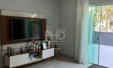 Sobrado à Venda, com 200 m², 3 Quartos, 1 Suíte, 3 Banheiros, Espaço Gourmet, 4 Vagas, Jardim Las Vegas, Santo André