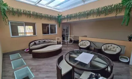 Sobrado Alto Padrão, com 250m², 2 Suítes, 3 Vagas, Churrasqueira e Quintal, Fundação, São Caetano do Sul