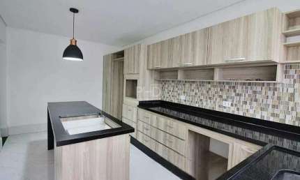Sobrado à venda, 3 quartos, 6 vagas, Santa Terezinha - São Bernardo do Campo/SP