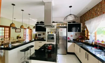 Sobrado à venda, 3 quartos, 3 suítes, 7 vagas, Dos Finco - São Bernardo do Campo/SP