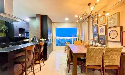Apartamento Último Andar - Próximo Vila Germânica 3 dormitórios