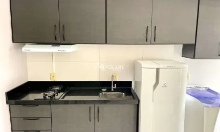 Loft Moderno 100% Mobíliado,  em Localização Privilegiada.