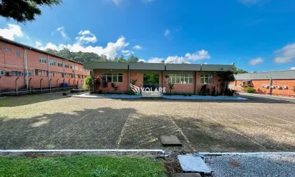 Galpão para Locação com 4.900m², no Bairro Itoupavazinha e fácil Acesso à BR-470