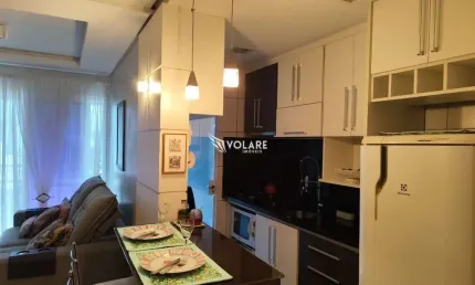 Apartamento 2 dormitorios, sendo 1 suíte - Água Verde