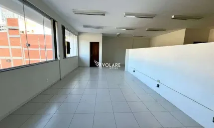 Salas Comerciais com opções de 250m² á 500m² | No Bairro da Velha