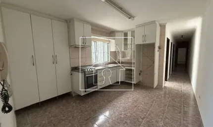 Casa térrea com 115m², 3 dormitórios e 2 vagas de garagem