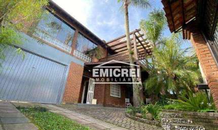 EMICREI VENDE casa com 4 dormitórios, 271 m² por R$ 1.015.000 - Pinheiro - São Leopoldo/RS