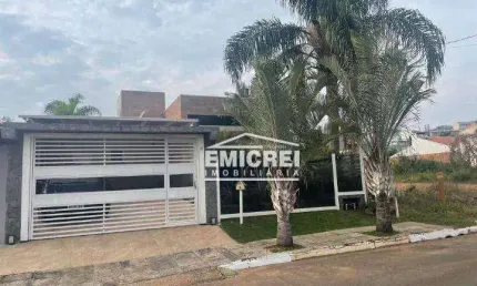 EMICREI VENDE casa com 2 dormitórios, 170 m² por R$ 798.000 - Lomba Grande - Novo Hamburgo/RS