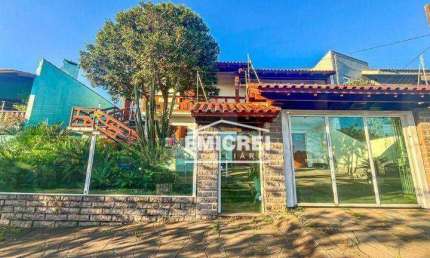 Casa com 3 dormitórios à venda, 225 m² por R$ 695.000,00 - Pinheiro - São Leopoldo/RS
