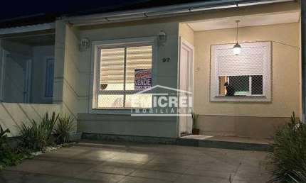 Casa com 2 dormitórios à venda, 66 m² por R$ 390.000,00 - Distrito Industrial - Cachoeirinha/RS