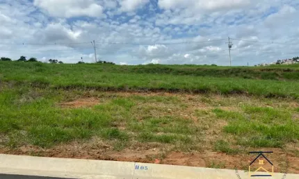 Terreno à venda na Rua Ângelo Cuciolli, 40, Jardim Regente, Indaiatuba por R$ 420.000
