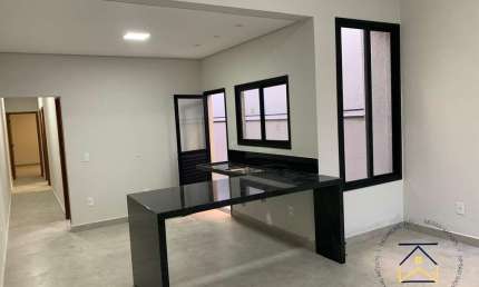 Casa com 3 quartos à venda na Rua Emílio Agostini, 21, Jardim Morada do Sol, Indaiatuba, 81 m2 por R$ 520.000