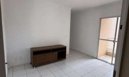 Apartamento com 2 quartos para alugar na Rua Primo José Mattioni, 57, Vila Brizzola, Indaiatuba, 67 m2 por R$ 2.950