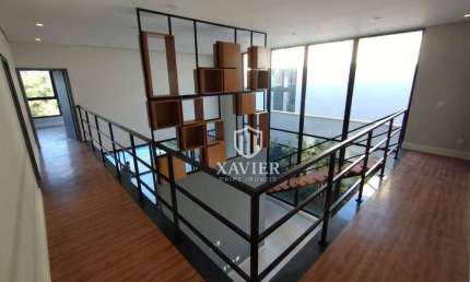 Casa Pronta para Morar– 4 Suítes, Área Gourmet e Fundo para Mata!