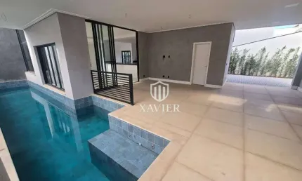 Oportunidade! Sobrado com 4 Suítes no Alphaville Nova Esplanada 3 – Melhor Preço por m² | Frente para Área Verde