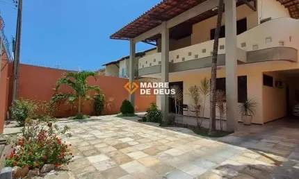 Casa em condomínio fechado com 4 quartos à venda na Dr. Itamar Espindola, 100, Sapiranga, Fortaleza por R$ 800.000