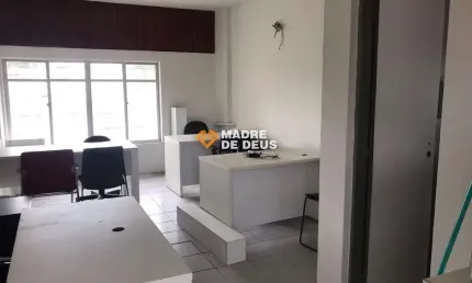 Sala comercial à venda na Avenida Bezerra de Menezes, 2071, São Gerardo, Fortaleza por R$ 120.000