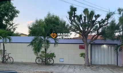 Casa com 3 quartos à venda na Rua Nelson Coelho, 815, Lagoa Redonda, Fortaleza por R$ 520.000