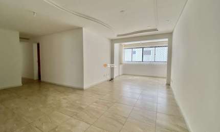 Apartamento com 3 quartos à venda na Rua Bento Albuquerque, 1001, Cocó, Fortaleza por R$ 500.000