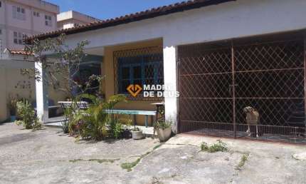 Casa com 4 quartos à venda na Dr. José Lino, 1008, Varjota, Fortaleza por R$ 680.000