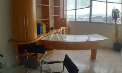 Sala comercial, finamente decorada e mobiliada, no coração do centro do rio de janeiro
