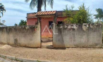 Terreno à venda na Rua Primeiro de Fevereiro, Jacaroá, Maricá