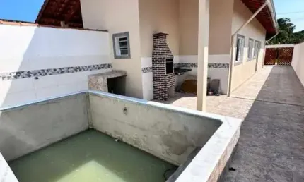 Casa para Venda em Itanhaém, Jardim Jamaica, 2 dormitórios, 1 suíte, 2 banheiros, 2 vagas