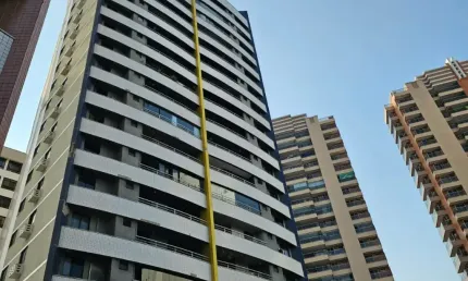 Apartamento com 3 Quartos e 3 banheiros à Venda, 115 m² por R$ 685.000
