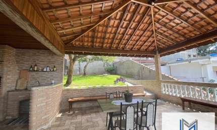 Casa com 5 quartos à venda na Avenida Ângelo Fornazaro, Vila Silviânia, Carapicuíba