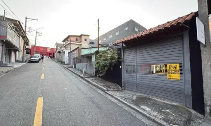 Casa térrea à venda – 10 metros da inocêncio seráfico