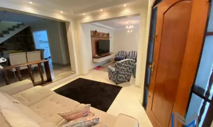 Lindo Sobrado com 3 Quartos para Venda - Jardim das Flores - Osasco