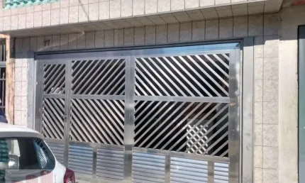 Casa com 5 quartos à venda na Rua José Carneiro Campos, 77, Taboão, Diadema