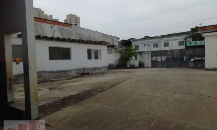 Barracão / Galpão / Depósito à venda na Rua Paulo Afonso, 256, Piraporinha, Diadema