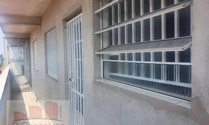 Casa com 1 quarto à venda na Rua Piracicaba, 77, Centro, Diadema