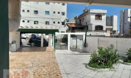 Casa com 2 quartos à venda na Rua Cidade de Jundiaí, 241, Centro, Diadema