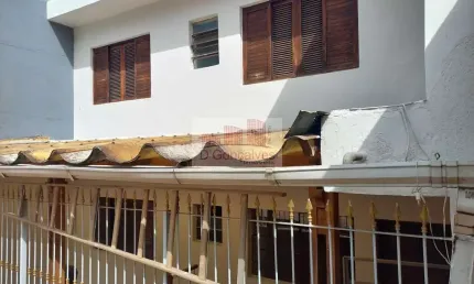 Casa com 4 quartos à venda na Rua Canadá, 251, Centro, Diadema