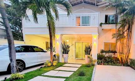 Casa Duplex em Condomínio 288m² - 5 quartos em De Lourdes - Fortaleza - CE