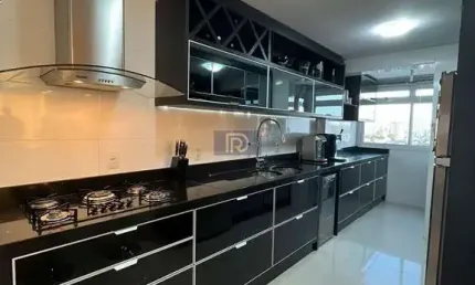 Apartamento à venda no bairro Barreiros - São José/SC