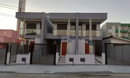Sobrado à venda no bairro Sertão do Maruim - São José/SC