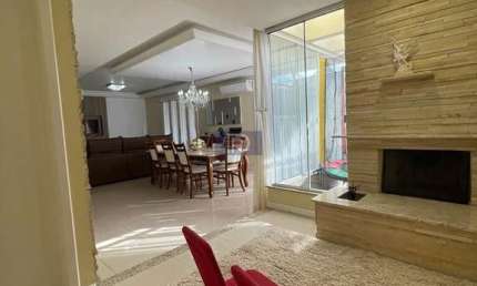Apartamento à venda no bairro Estreito - Florianópolis/SC